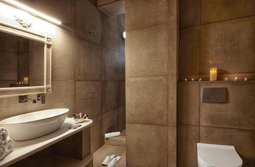 View Apartment *